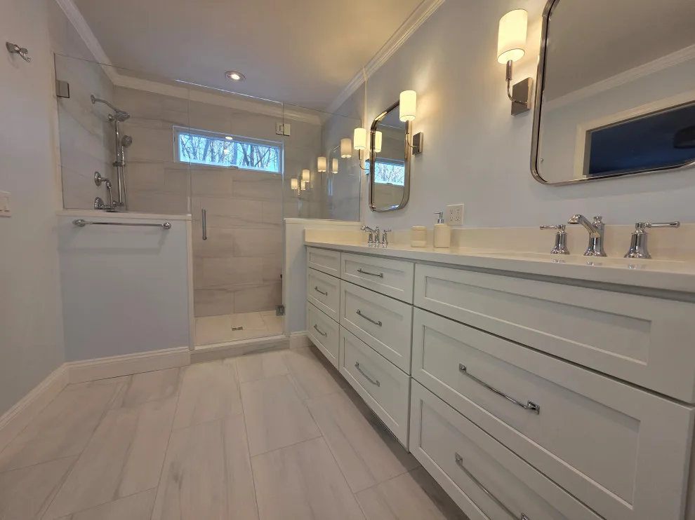 Gentle Minimalism by Radzwillas Kitchen And Bath Design - Photo 4