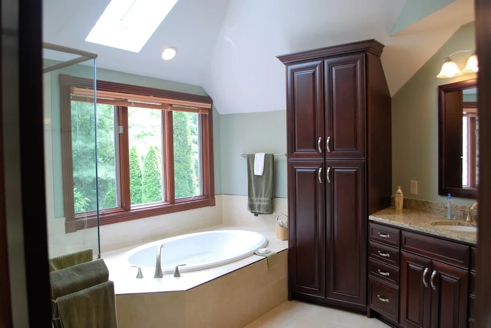 Solon Primary Bathroom by Lonny @ Mentor Lumber - Photo 4