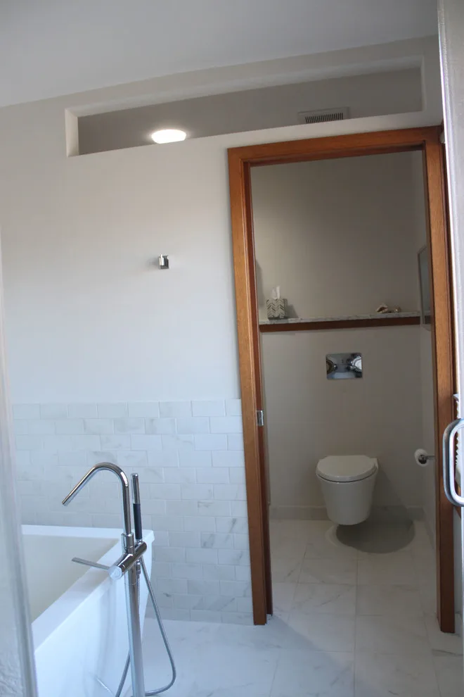 Tranquil and Modern Master Bathroom by Studio H2O/PSC Distribution - Photo 5