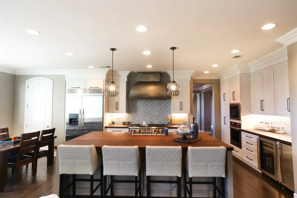 Contemporary Spanish Kitchen by La Costa Cabinets & Design - Photo 3