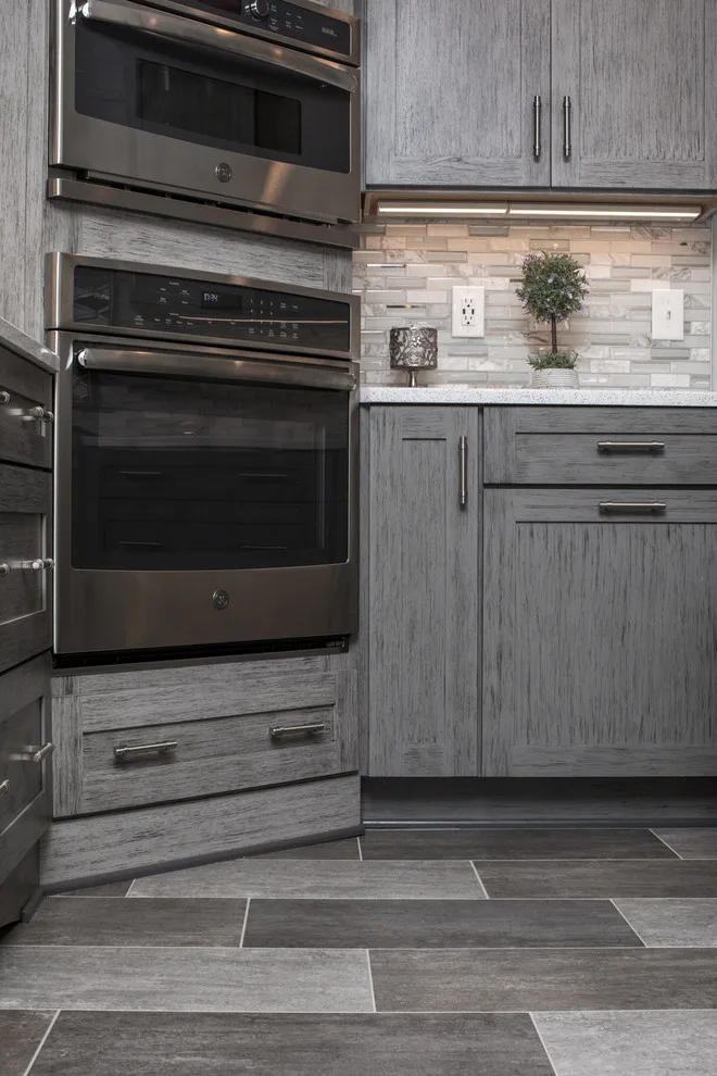 Jones at Stone Lakes by LifeStyle Kitchen & Bath - Photo 10