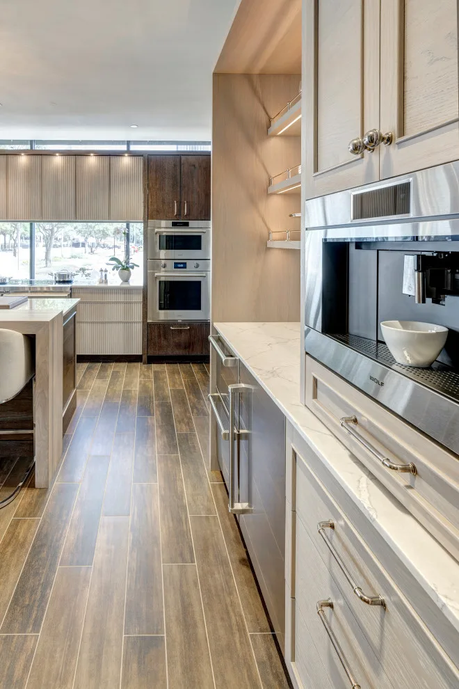 Houston Showroom for Sub-Zero, Wolf, and Cove - Classic Style by Bentwood Of Houston - Photo 7
