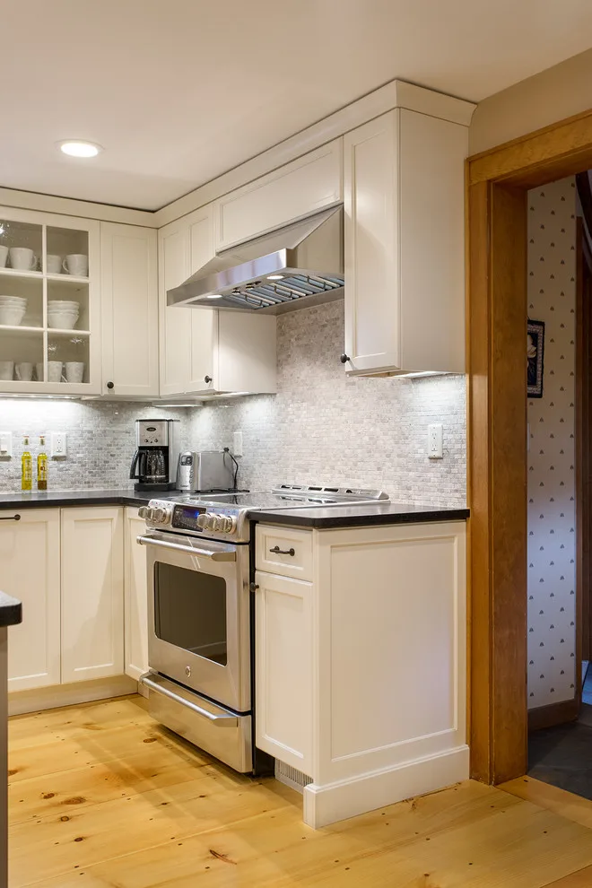 Sudbury Country Kitchen for Transition by Dawn Willis, Great Spaces Inc. - Photo 11