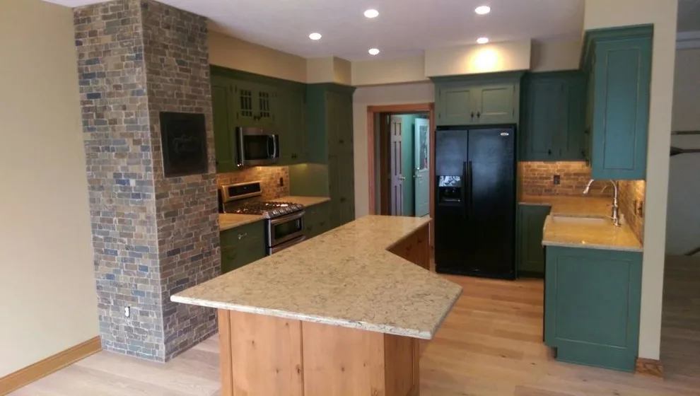Woodharbor Kitchen & Bath - Photo 10