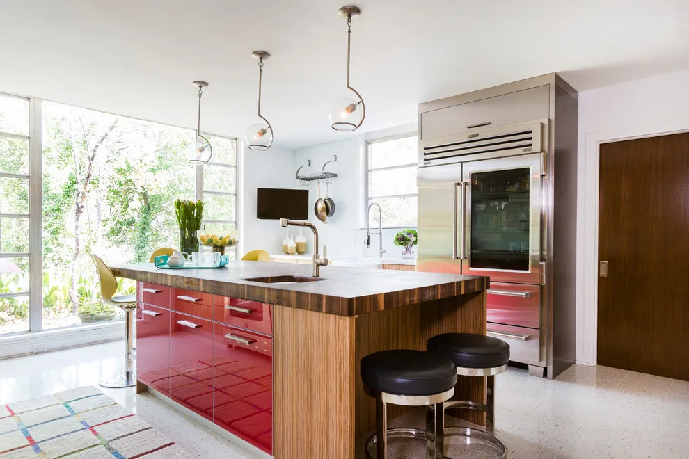 Tanglewood Culinary and Laundry Room by Bentwood Of Houston - Photo 3