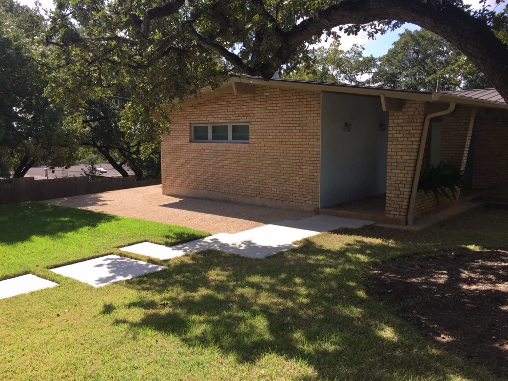 west austin mid century by D-CRAIN Design And Construction - Photo 4