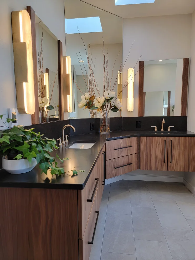 The Canterbury Collection by Jerilyn Horn Kitchen & Bath Design Co. - Photo 4