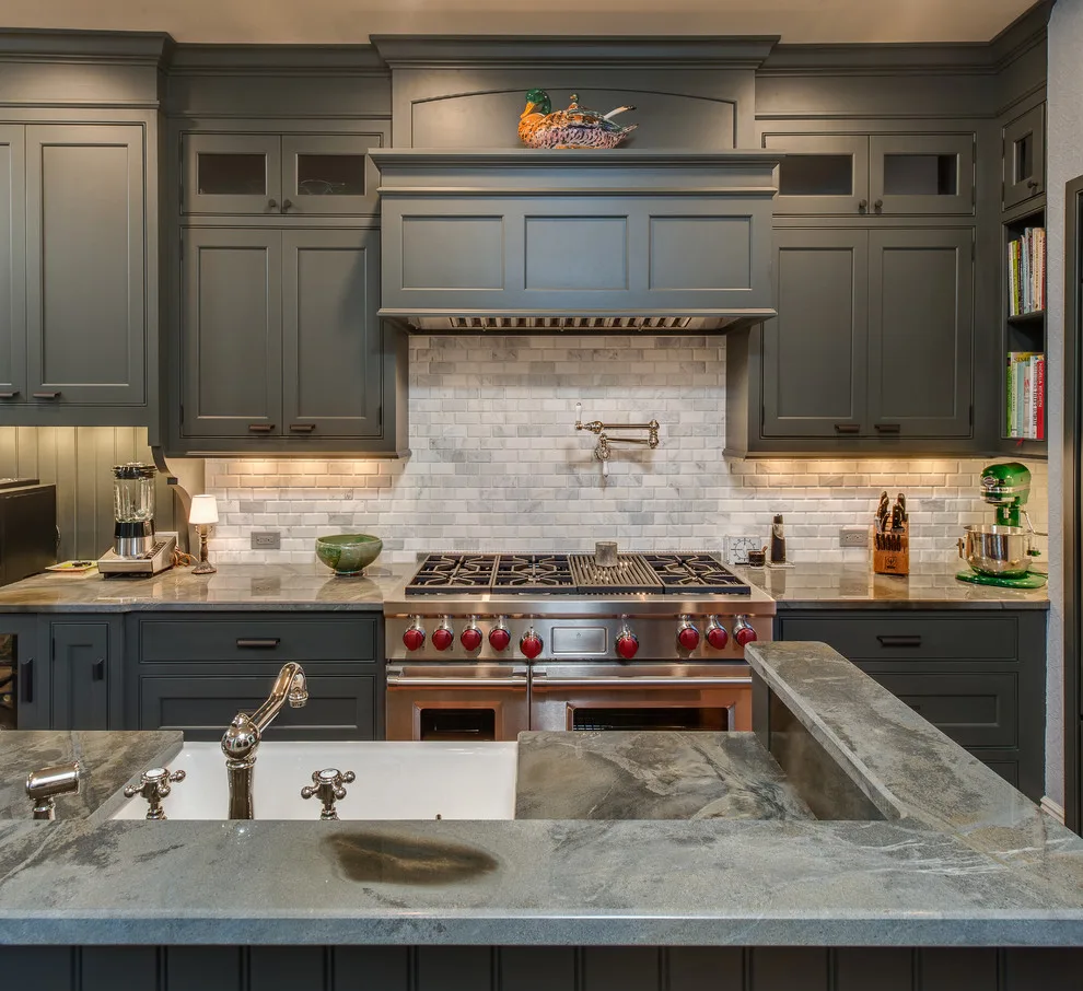 B.C.D. Interiors - Photo 9