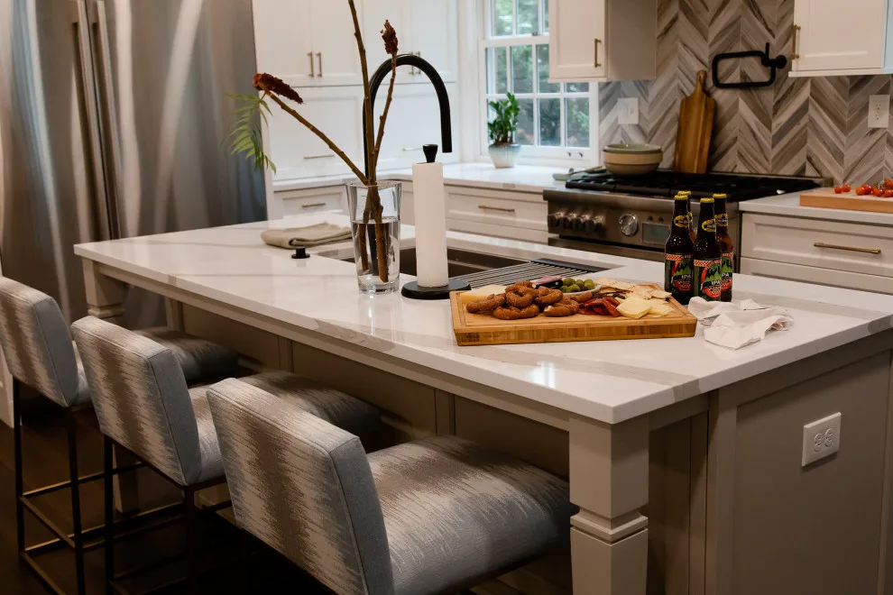 The Family Center by MadDesigns Kitchen, Bath, Interiors - Photo 14