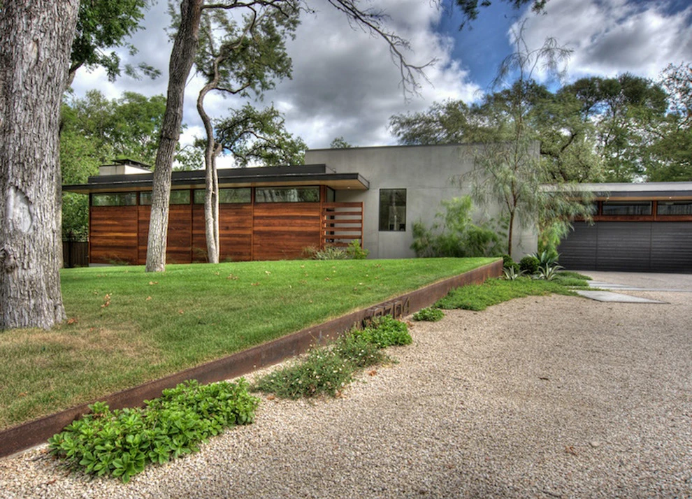 central austin creekside by D-CRAIN Design And Construction - Photo 4