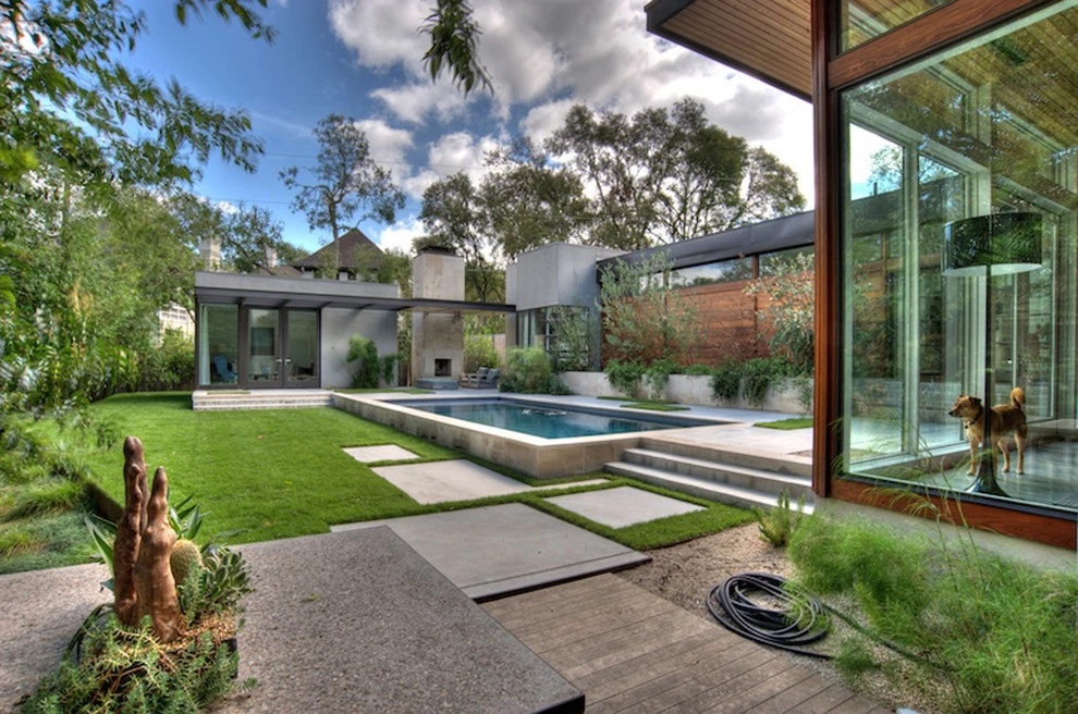 central austin creekside by D-CRAIN Design And Construction - Photo 5