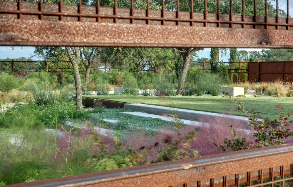 D-CRAIN Design And Construction - Photo 11