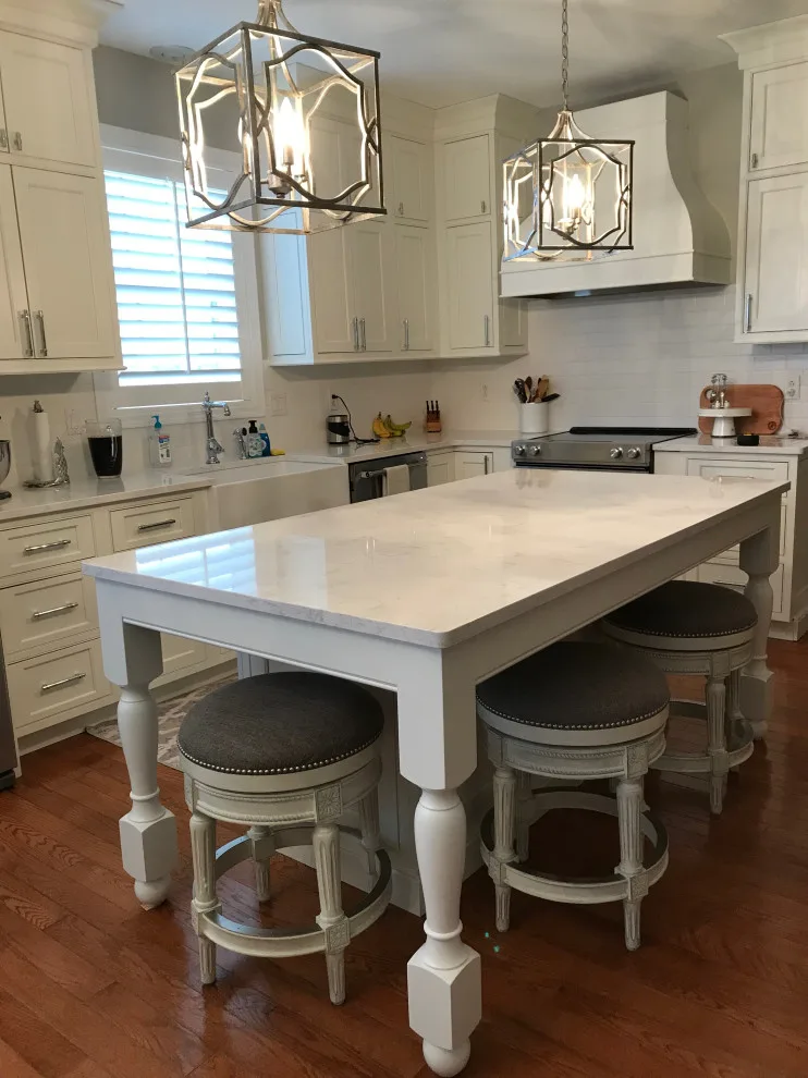 Enduring Farmhouse Kitchen by Robison Kitchen And Home - Photo 4