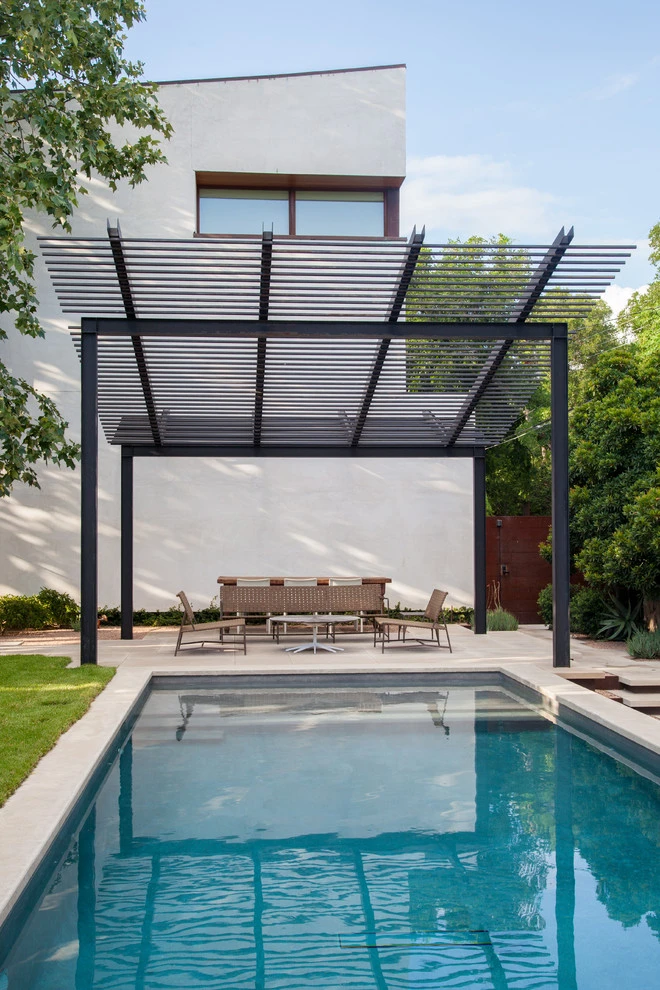 central austin back yard by D-CRAIN Design And Construction - Photo 12