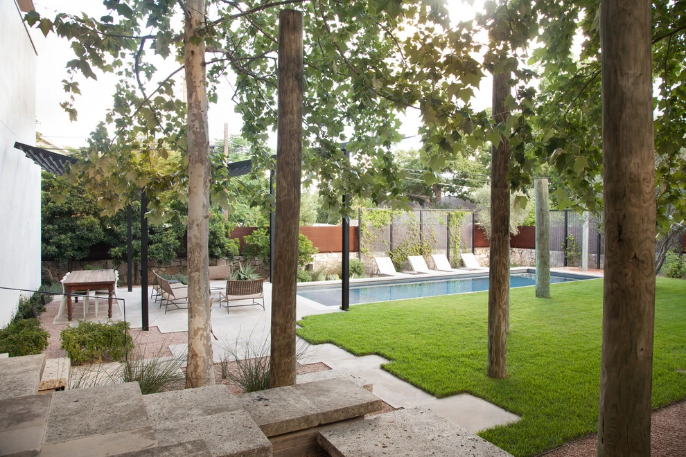 central austin back yard by D-CRAIN Design And Construction - Photo 11