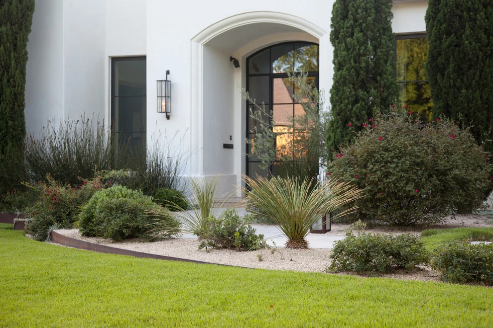 central austin modern mediterranean by D-CRAIN Design And Construction - Photo 4
