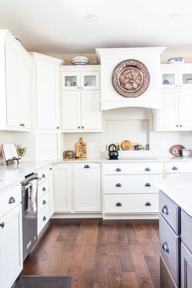 Classic Radiant Kitchen by Traci Rauner Design - Photo 2