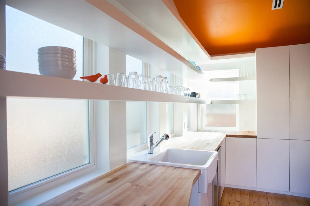 studio suite by D-CRAIN Design And Construction - Photo 30