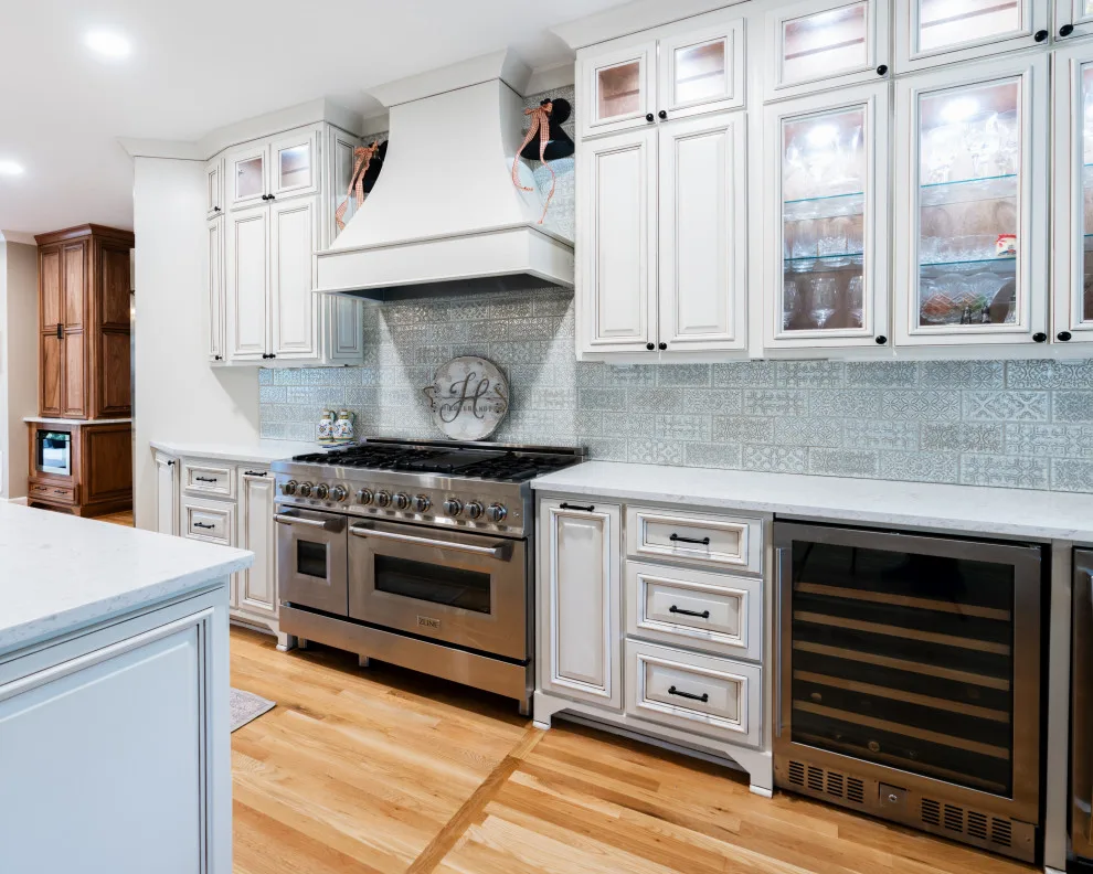 Classic Country Kitchen by Interiors By Abraham - Photo 10