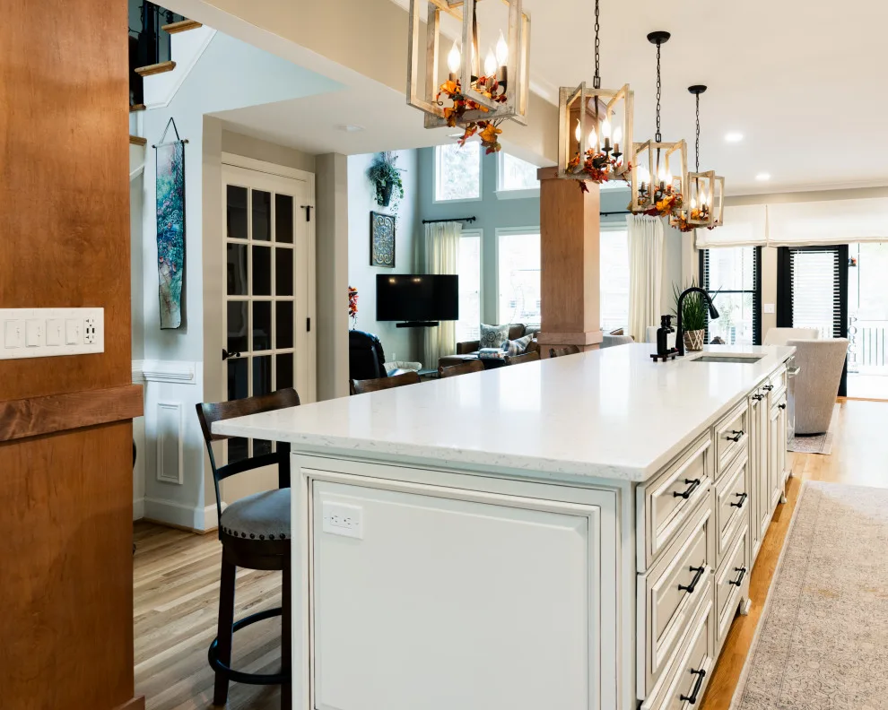 Classic Country Kitchen by Interiors By Abraham - Photo 7