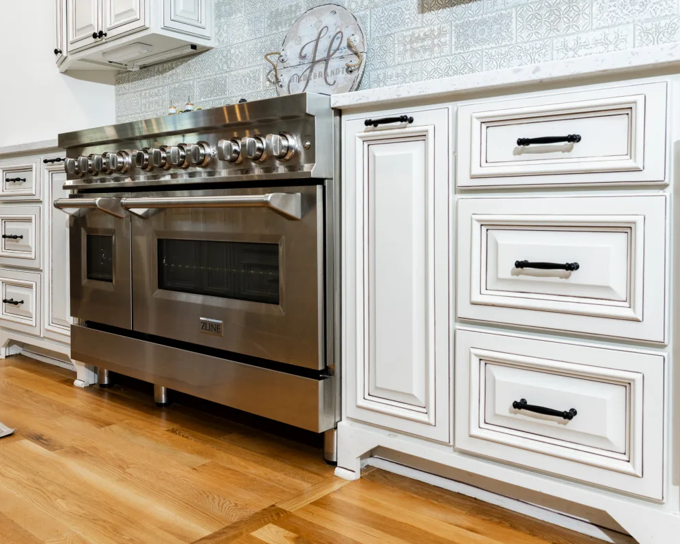 Classic Country Kitchen by Interiors By Abraham - Photo 17