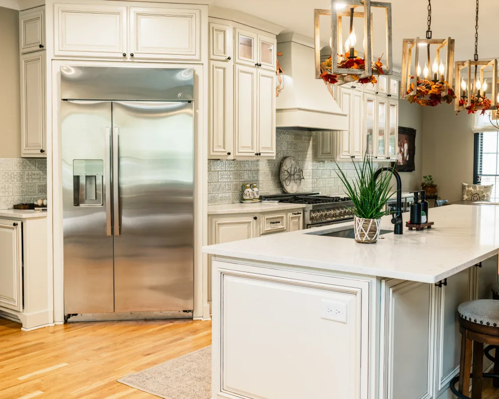 Classic Country Kitchen by Interiors By Abraham - Photo 18