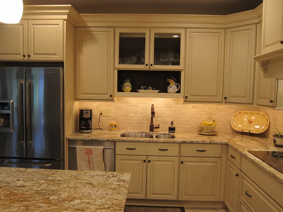 Classic Design by Kitchens Unlimited - Photo 2