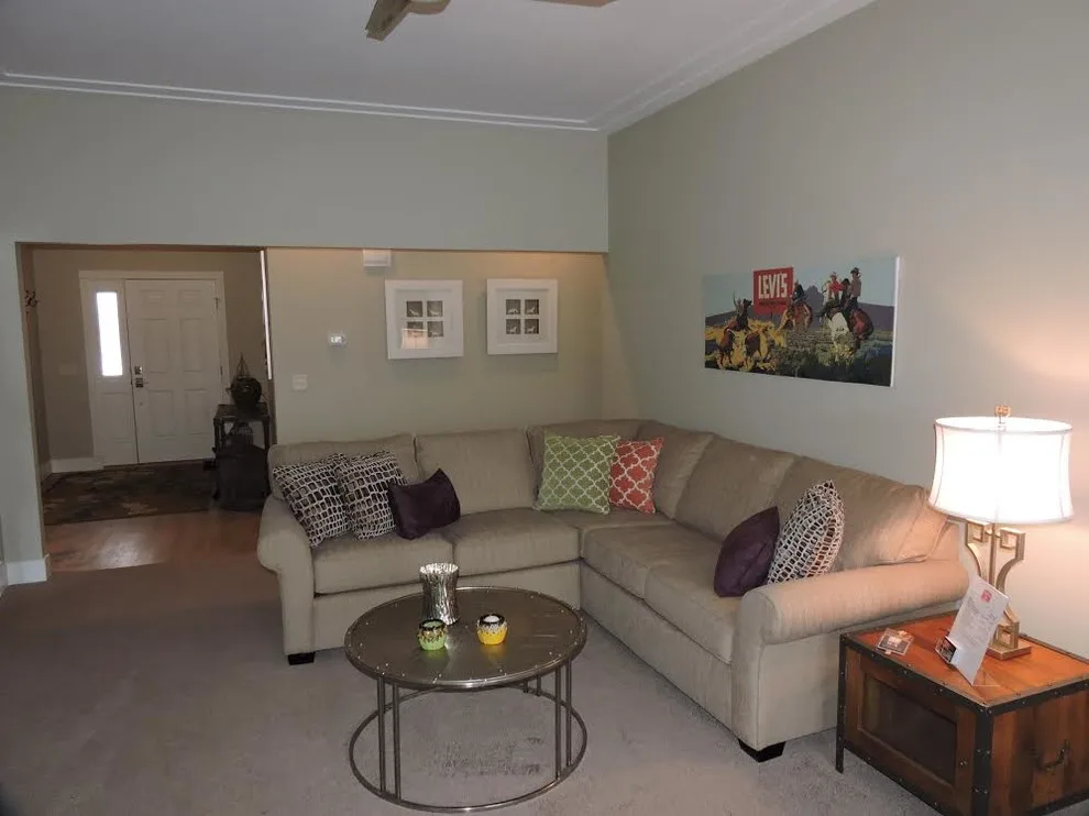 Transitional Country Apartment by Gladieux Home Center - Photo 3