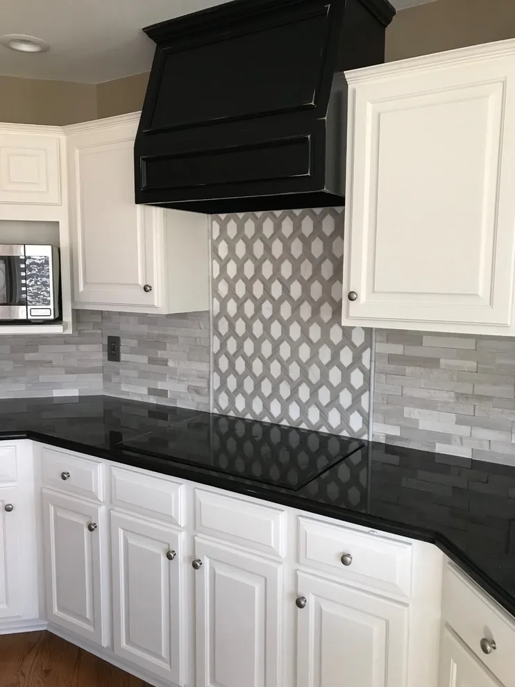 Modern White Kitchen Makeover by Erin Welner Interiors, LLC - Photo 4