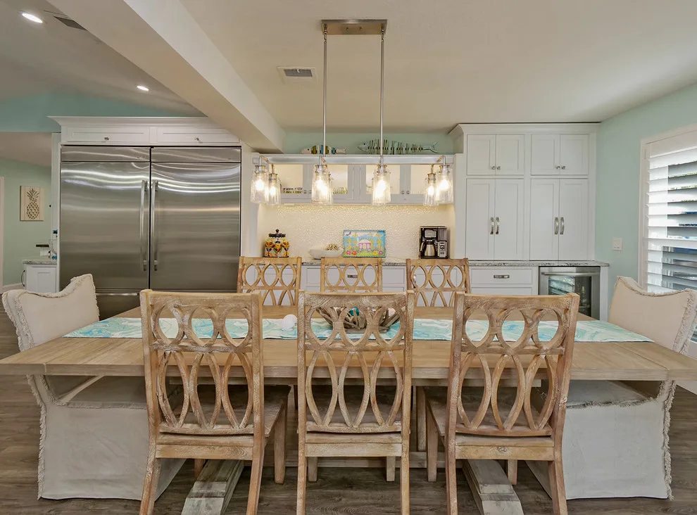 Tropical Makeover by Jayne Barth, Designer by Woodsman Kitchens And Floors - Photo 28