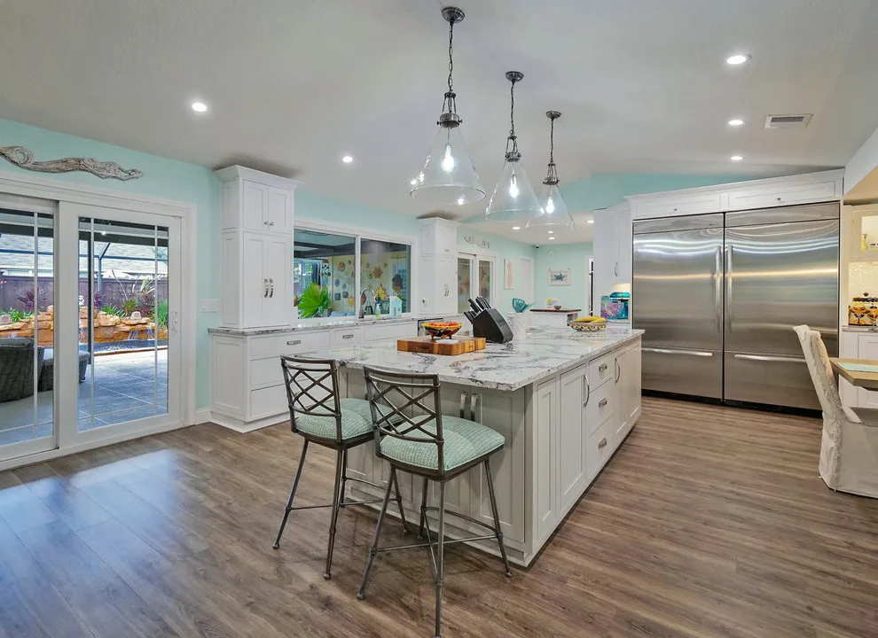 Tropical Makeover by Jayne Barth, Designer by Woodsman Kitchens And Floors - Photo 29
