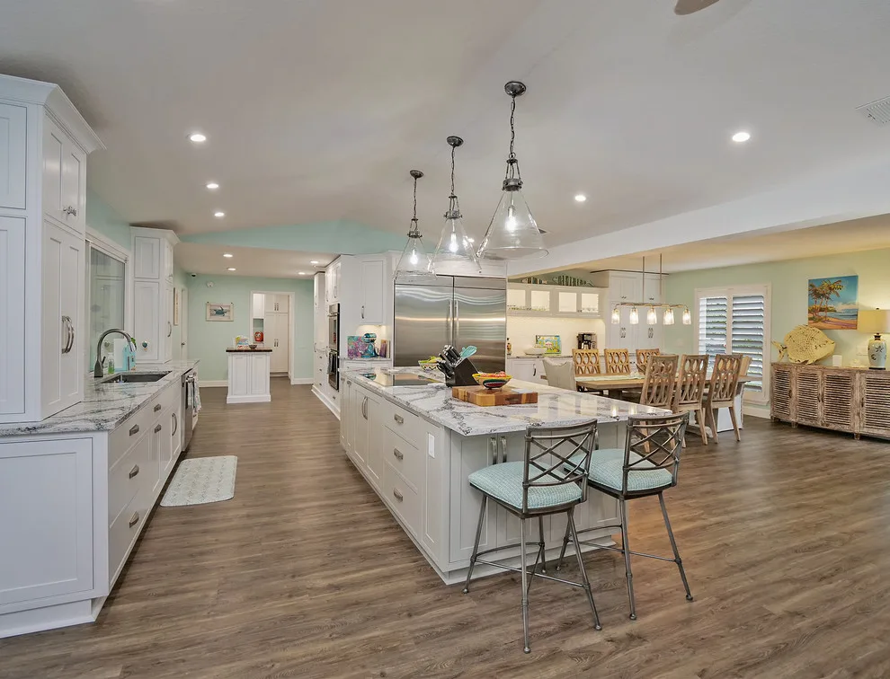 Tropical Makeover by Jayne Barth, Designer by Woodsman Kitchens And Floors - Photo 3