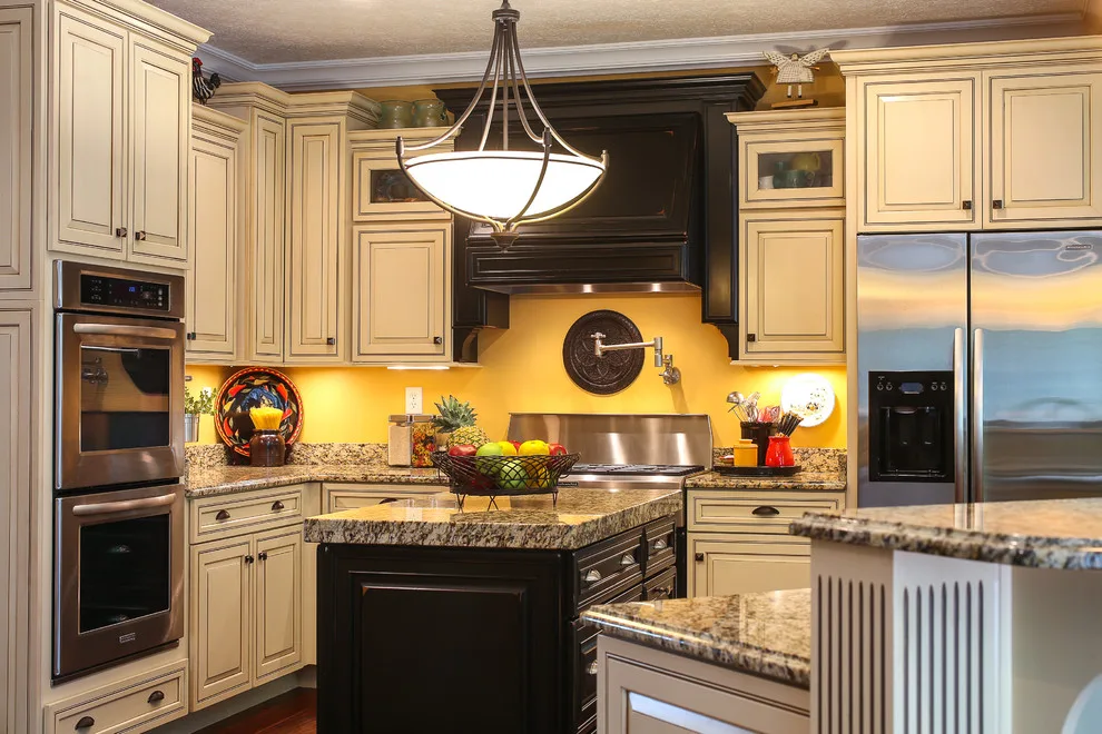 Dual Hue Kitchen, Lafayette, IN by LMHDesign - Photo 10