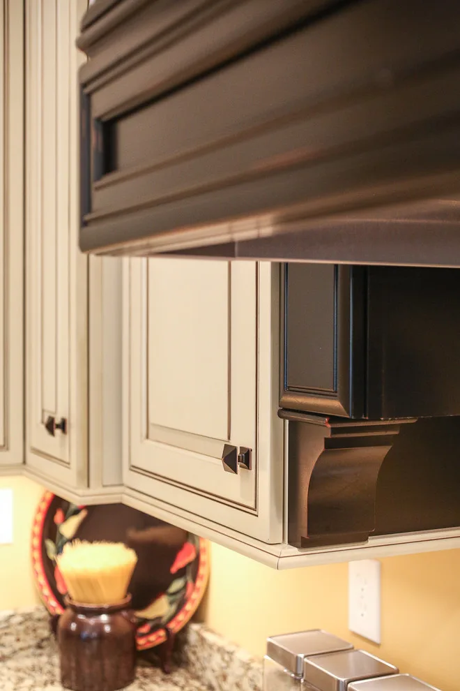 Dual Hue Kitchen, Lafayette, IN by LMHDesign - Photo 9