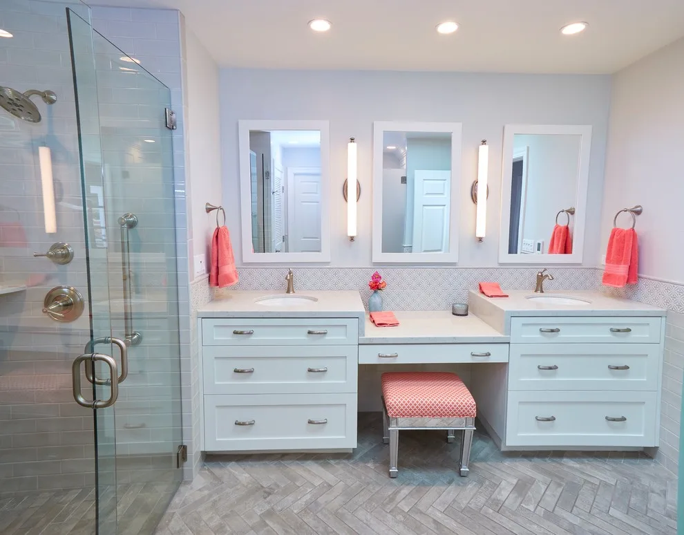Inviting and Elegant Master Bathroom in Carlsbad by Lori Ramsay Design - Photo 3