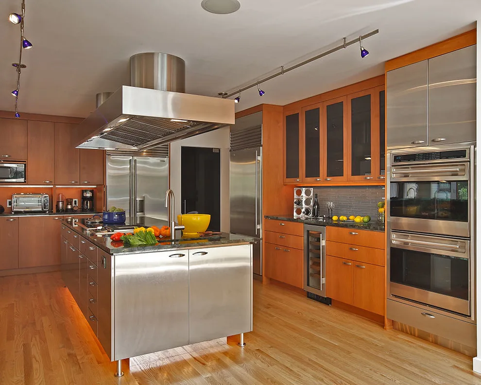 Revamped 80's Contemporary Kitchen by Designs For Living By Wendy, LLC - Photo 10
