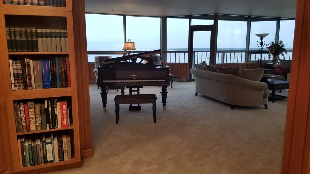 Renovated Classic Anchorage Downtown Residence by Jamie Tamanaha With Florcraft Carpet One - Photo 15