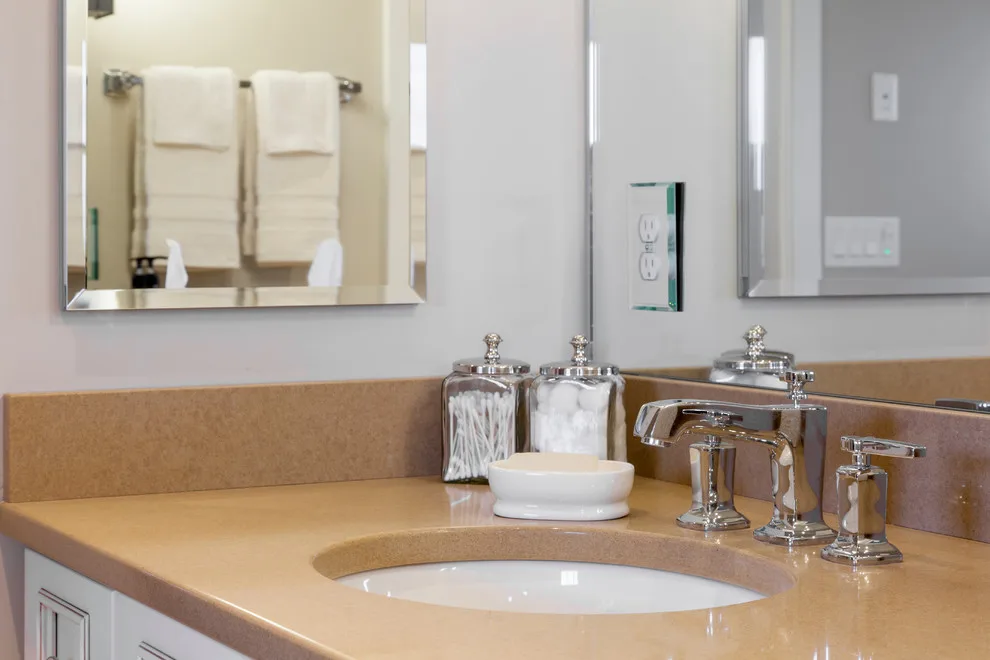 Upper Bath Carriage by Chris Van Genechten - Kitchen & Bath Design - Photo 4