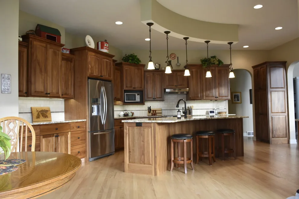 Silver Leaf Home Center - Photo 13