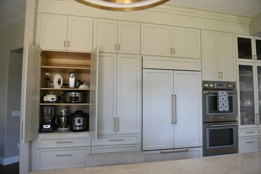 Comforting Charm: Blending Tradition with Modernity by Lori Ramsay Design - Photo 7