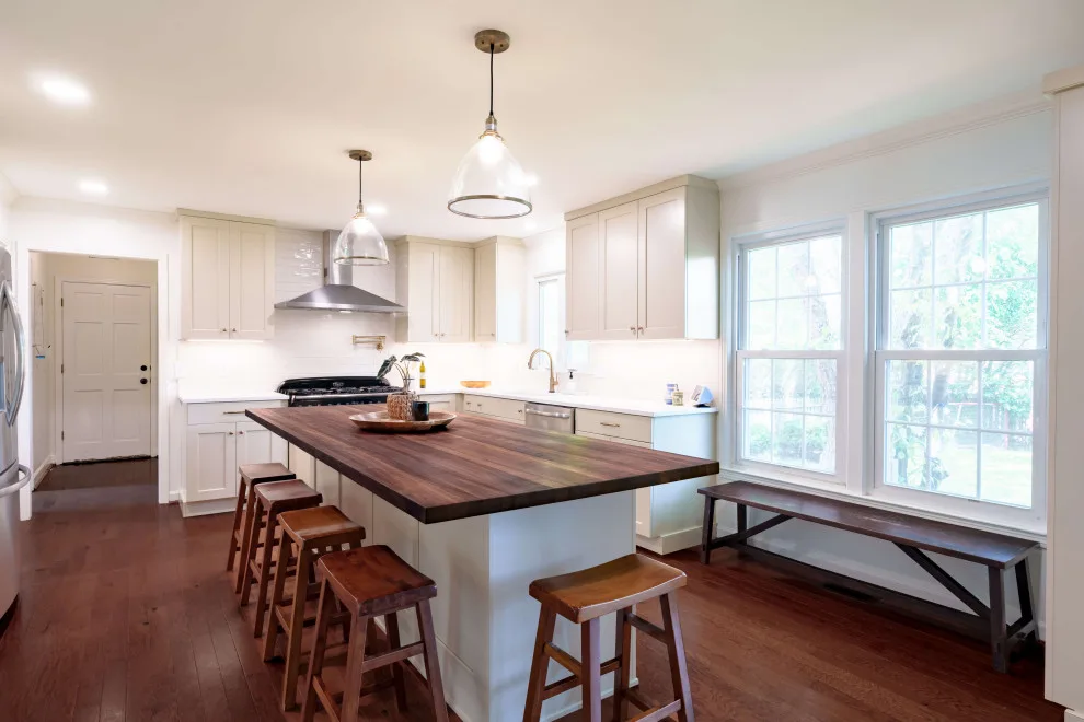 Cozy Classic Franklin Kitchen by Spring Hill Design And Woodcraft - Photo 2