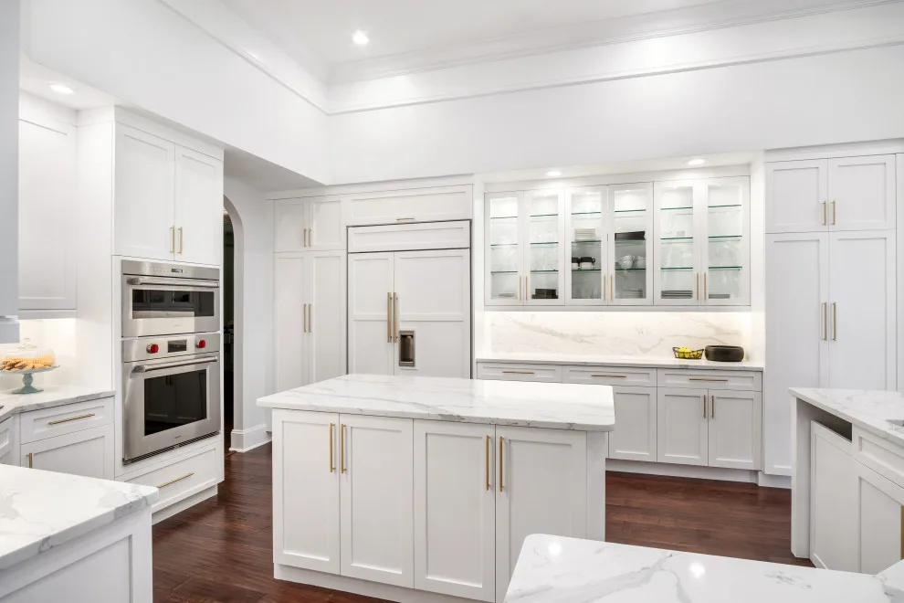 DaVinci Kitchens, Bath, & Cabinetry - Photo 12