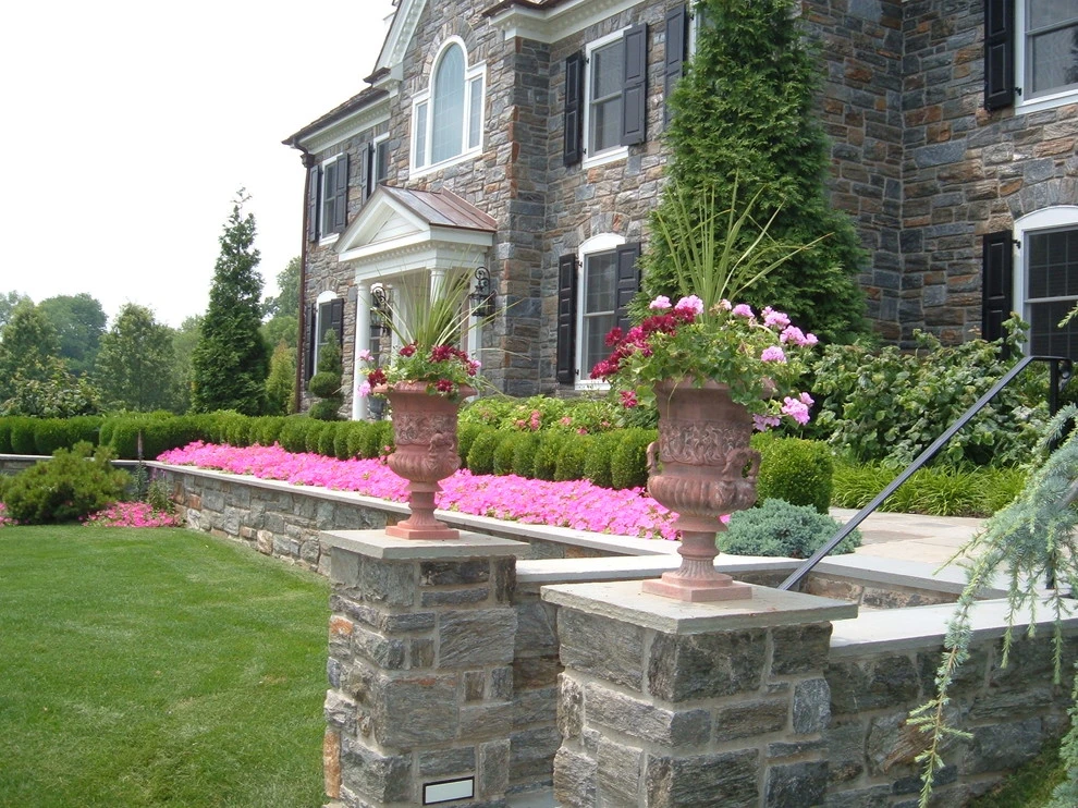 Bryn Mawr, Pa estate by EG Rall Jr Landscape Design & Horticultural Srvs - Photo 4