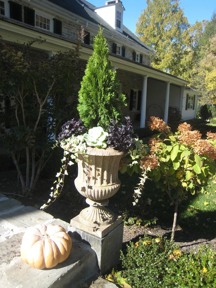 Flourtown, Pa estate by EG Rall Jr Landscape Design & Horticultural Srvs - Photo 12