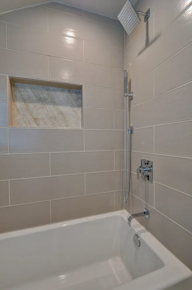 Westlake Village Executive Complete Renovation by Hue Of You Decor, LLC - Photo 6