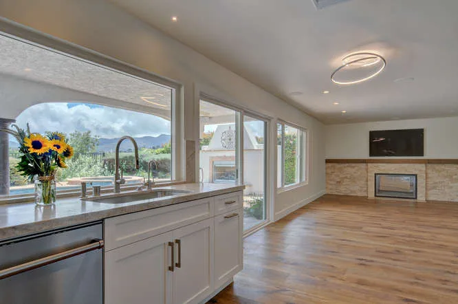 Westlake Village Executive Complete Renovation by Hue Of You Decor, LLC - Photo 11