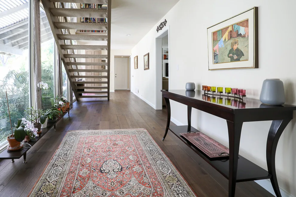 Hue Of You Decor, LLC - Photo 5