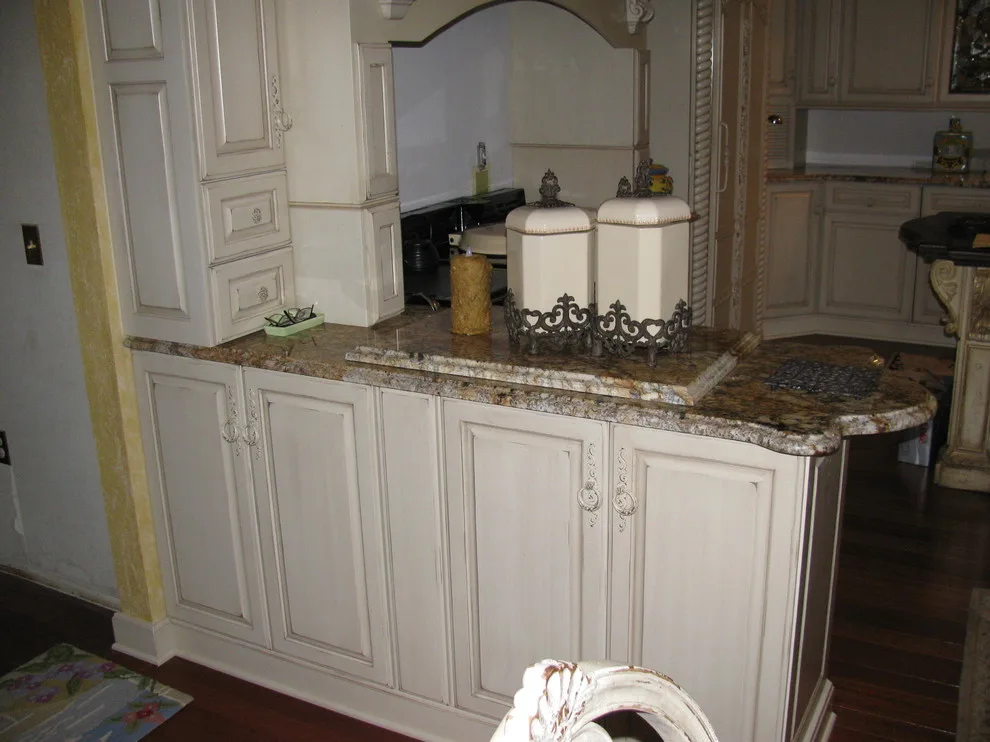 Bright Culinary Space by Chandlers Plywood Products - Photo 3