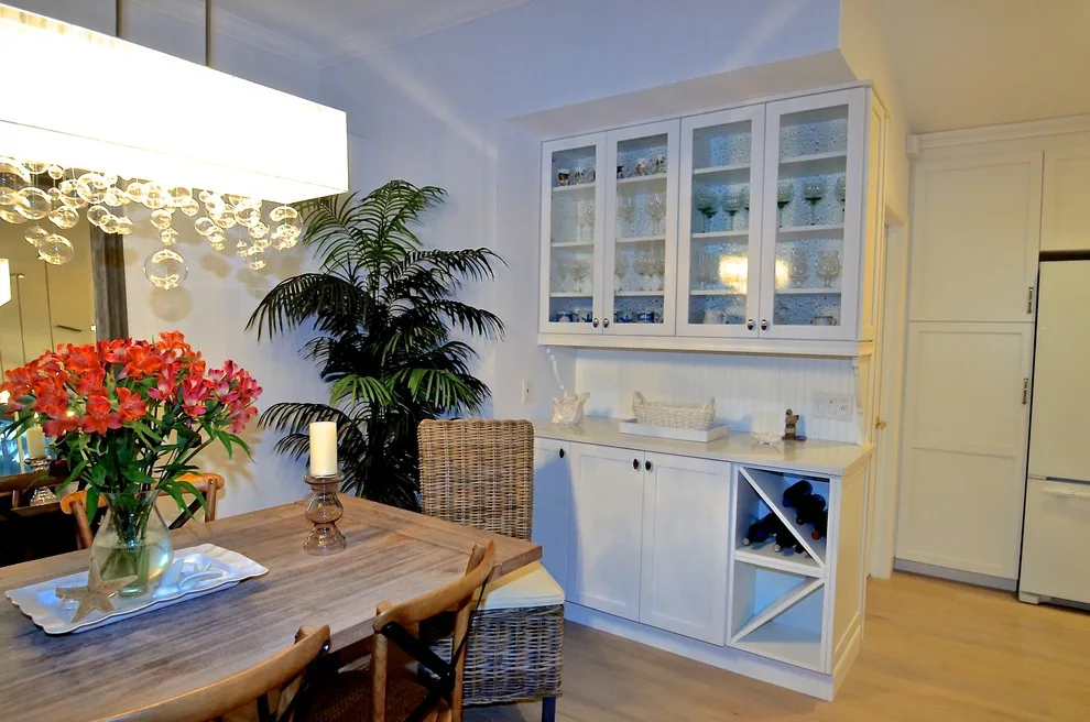 Light Shaker Kitchen by DaVinci Kitchens, Bath, & Cabinetry - Photo 9