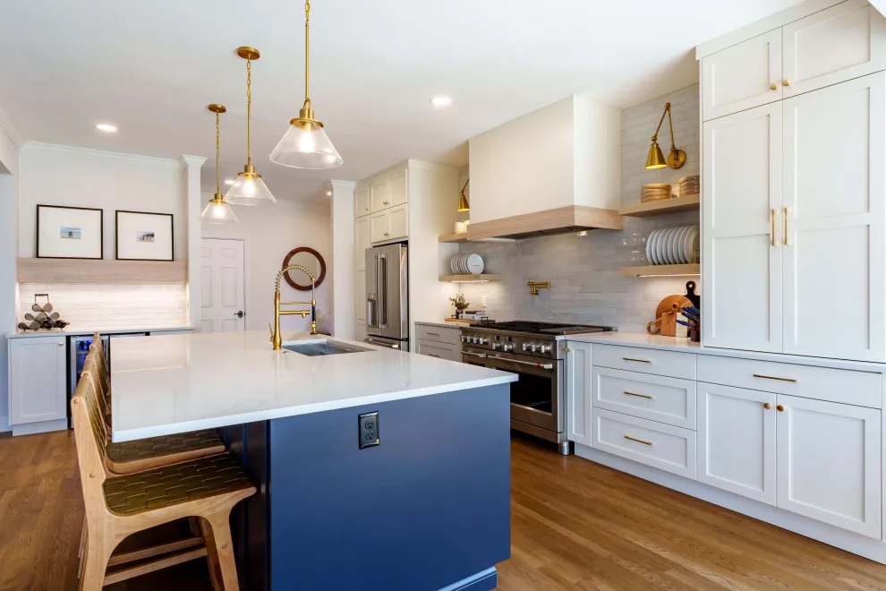 Nashville Kitchen with White Transitional Style by Spring Hill Design And Woodcraft - Photo 18